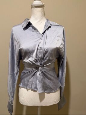 The Workshop button down women's silver blouse with front twist size small NWT